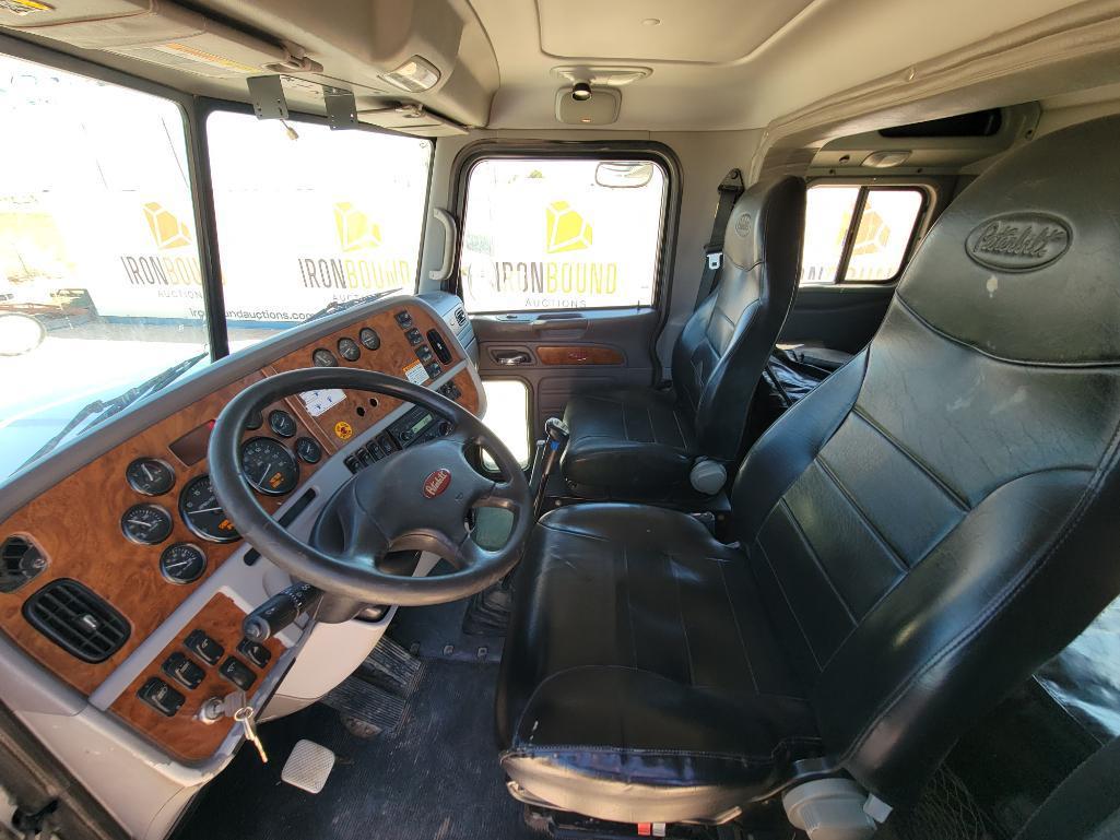 2009 Peterbilt 367 Truck Tractor
