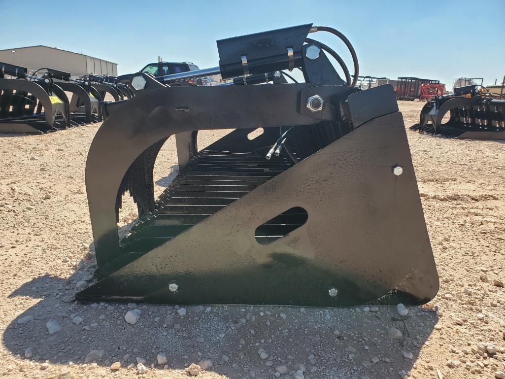 Unused 84'' Rock and Brush Grapple w/Bolt on Side Plates and w/rec Hitch