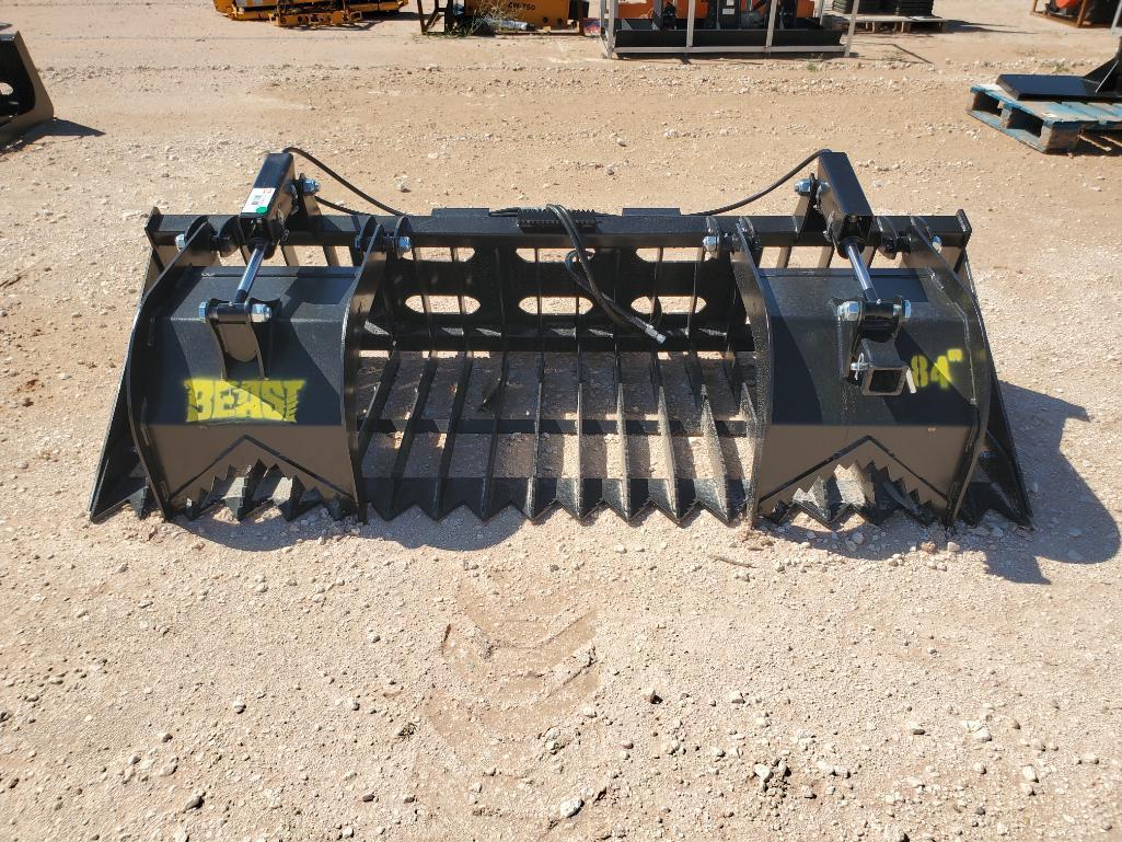 Unused 84'' Rock and Brush Grapple w/Bolt on Side Plates and w/rec Hitch