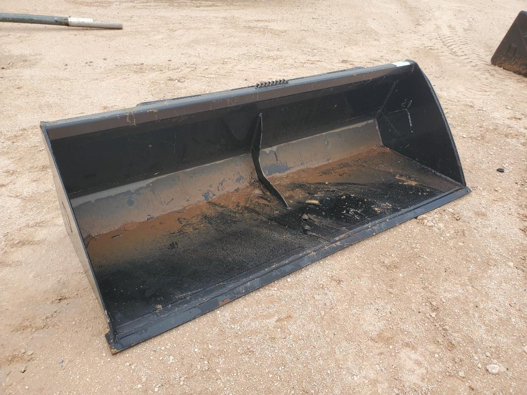 Unused DE-AX 72'' Skid Steer Bucket