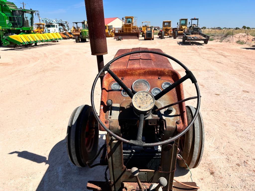 Massey Ferguson 165 Tractor