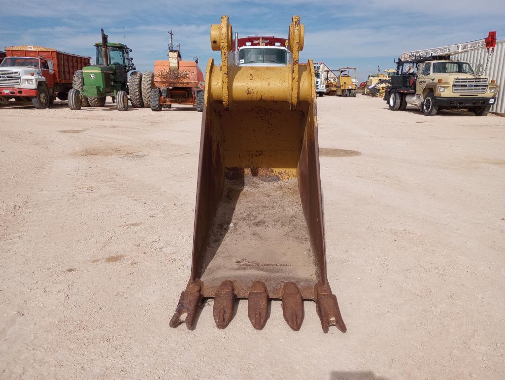 30" Excavator Bucket