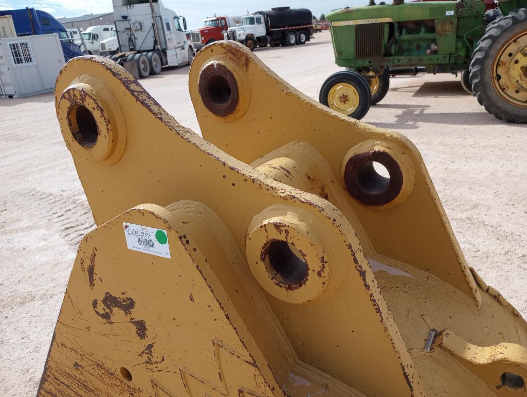 30" Excavator Bucket