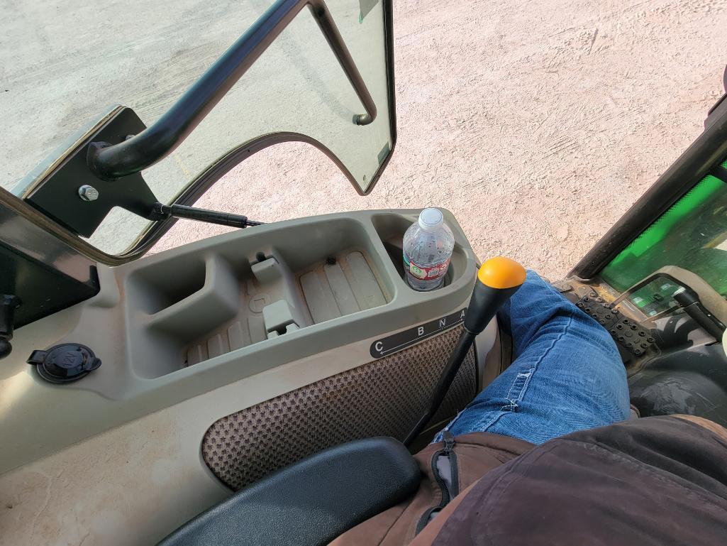 John Deere 3046R Tractor w/Frontier RC2060 Rotary Cutter
