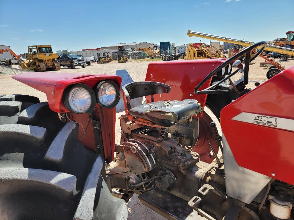 Massey Ferguson 165 Tractor