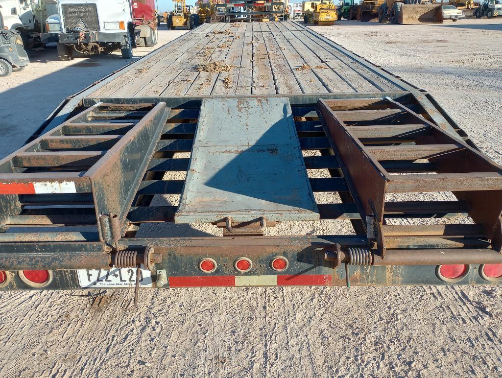 2011 Sure Pull Gooseneck Trailer