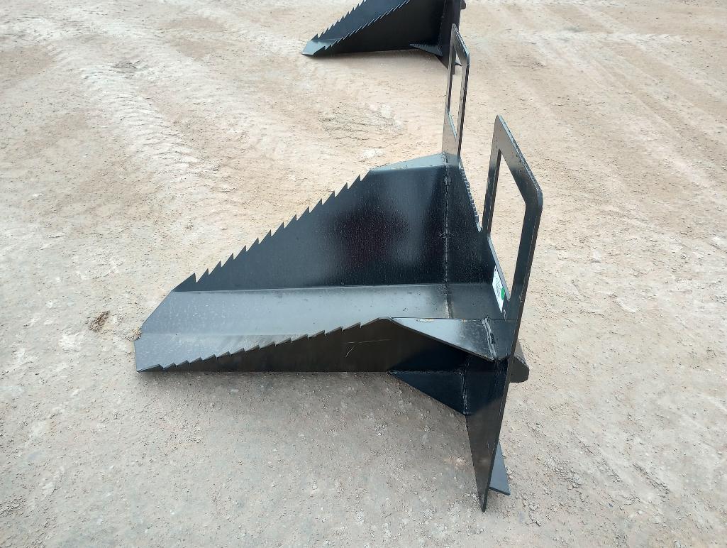 Unused 40'' Skid Steer Spade Bucket