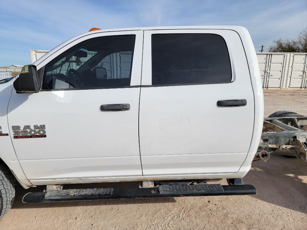 2015 Ram 3500 Cab & Chassis
