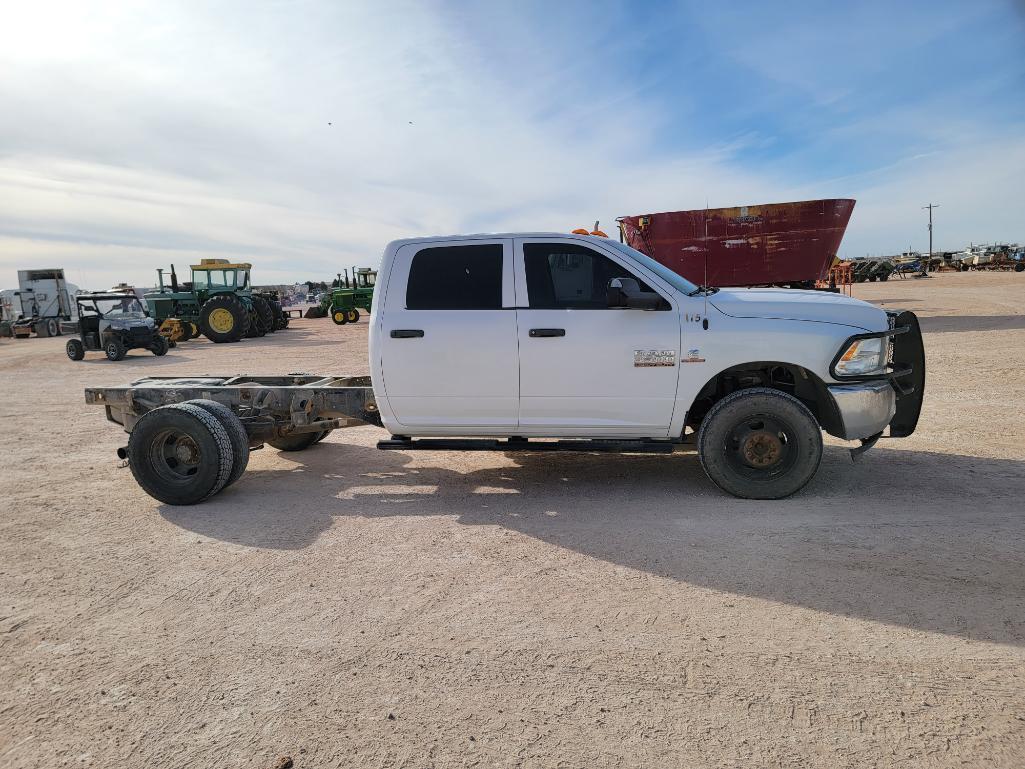 2015 Ram 3500 Cab & Chassis