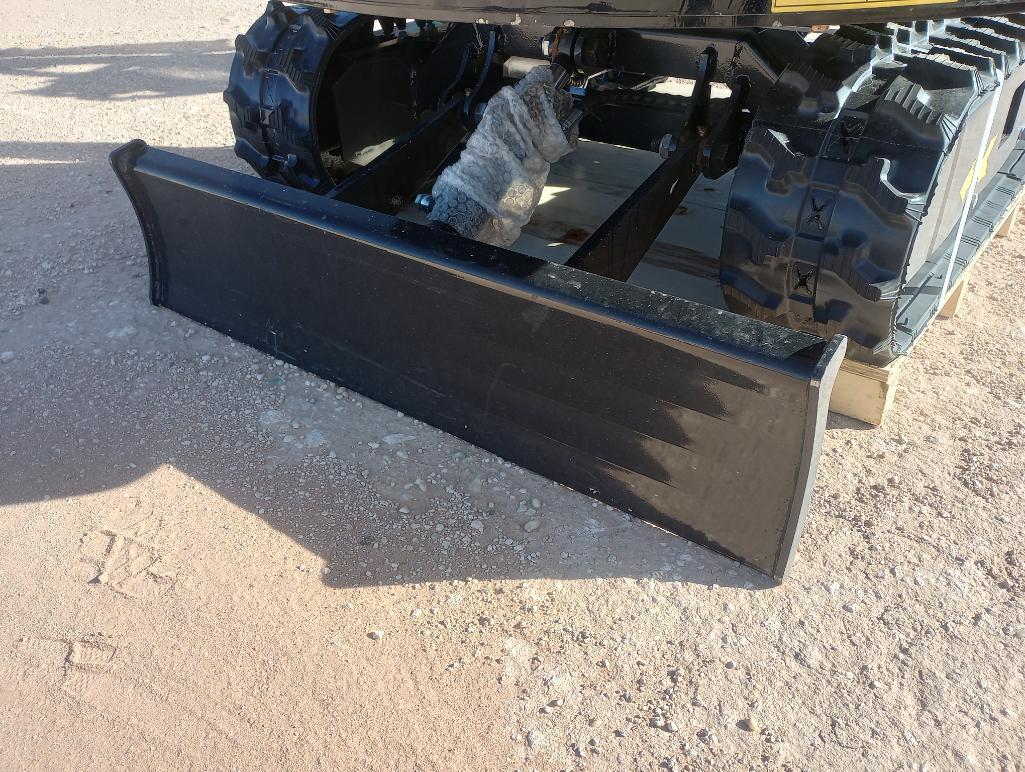 Unused 2023 AGT QH12 Mini Excavator