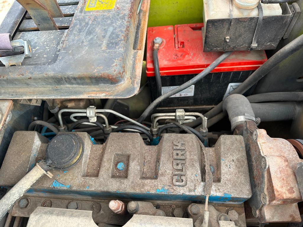 Clark DPS30I Forklift