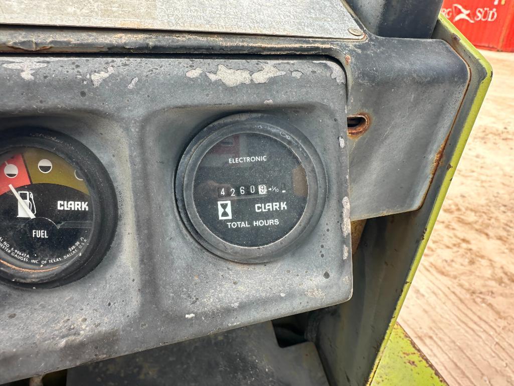 Clark DPS30I Forklift