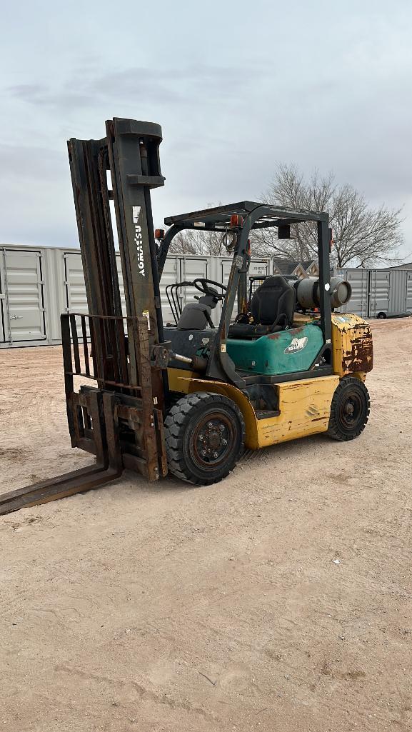 Clark DPS30I Forklift