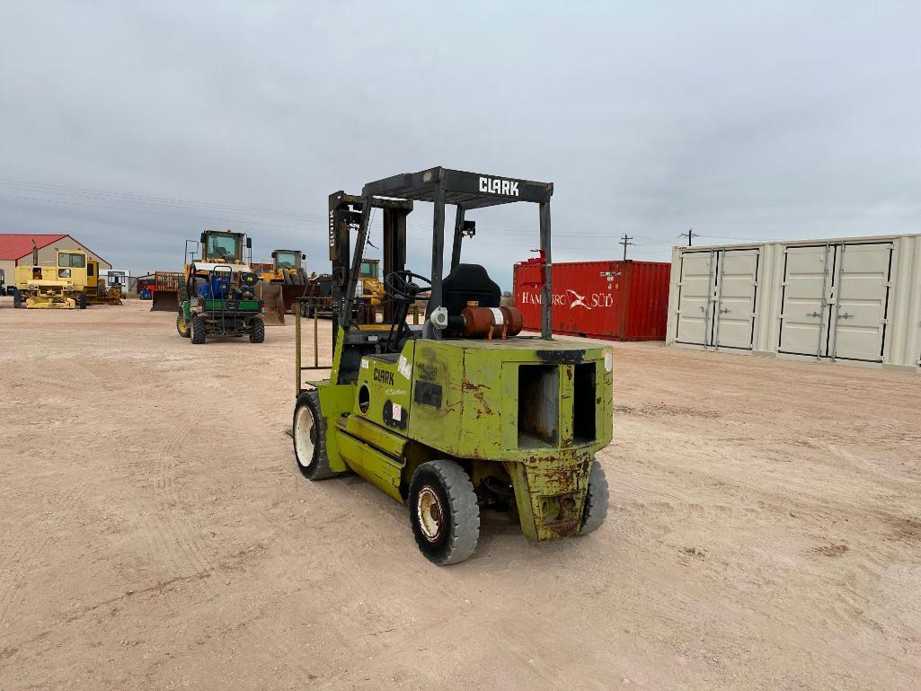 Clark DPS30I Forklift