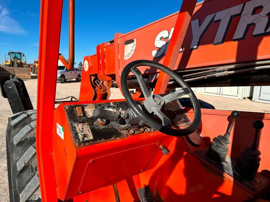 2006 Sky Trak 10042 Telescopic Forklift