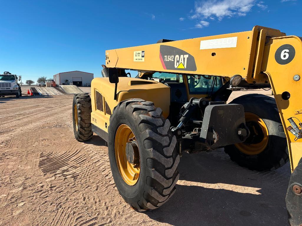 2011 Cat TL642 Telescopic Forklift
