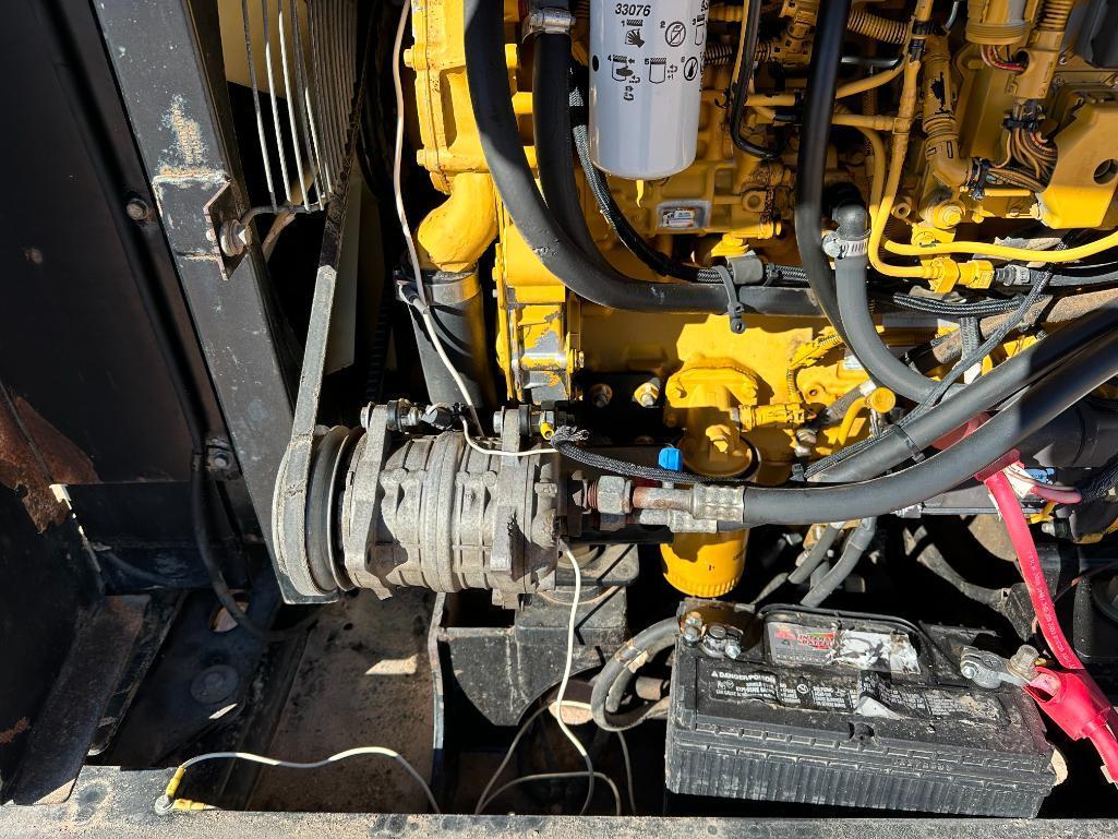 2011 Cat TL642 Telescopic Forklift