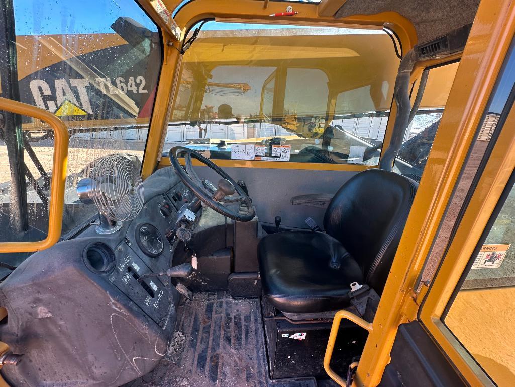 2011 Cat TL642 Telescopic Forklift