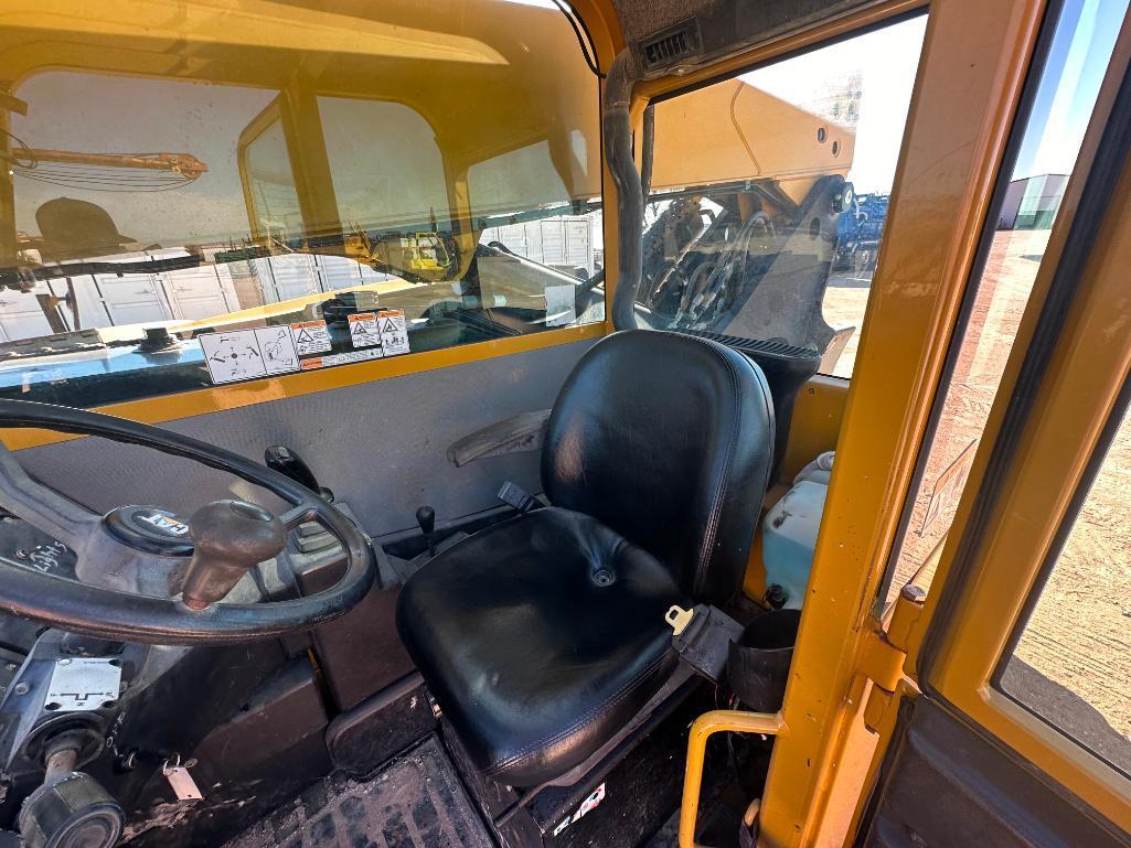 2011 Cat TL642 Telescopic Forklift