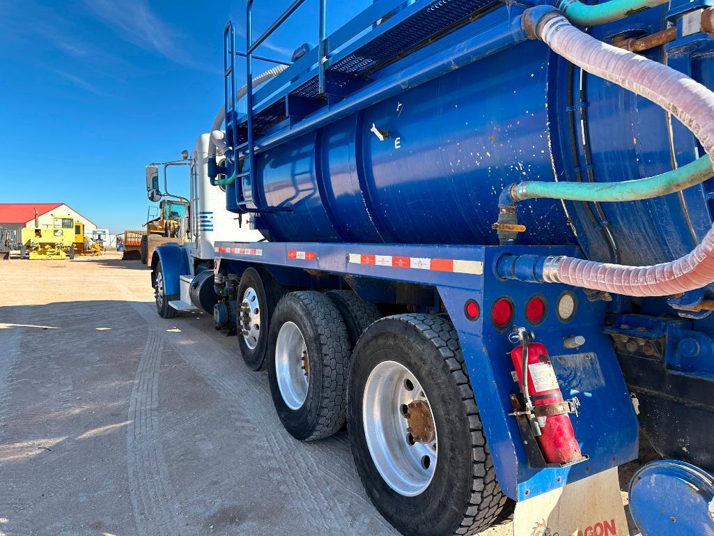 2014 Peterbilt 365 Hydrovac Truck