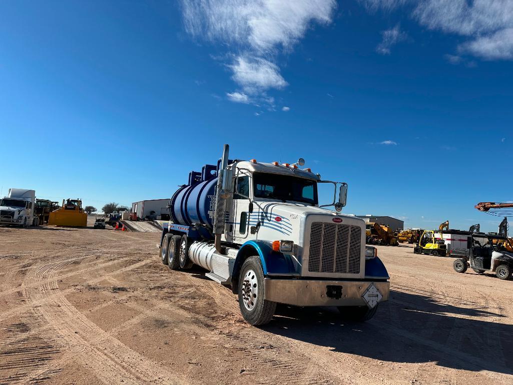 2014 Peterbilt 365 Hydrovac Truck
