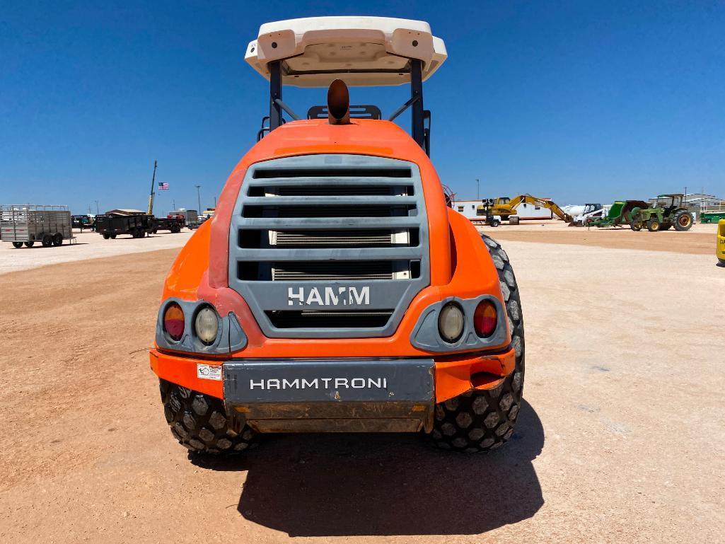 2017 Hamm H 10i Smooth Drum Roller