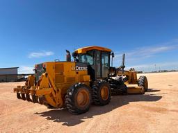 2007 John Deere 772D Motor Grader