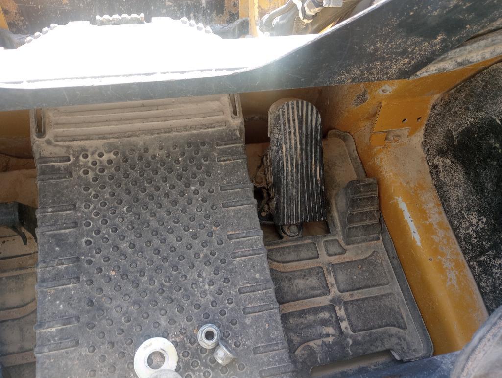 John Deere 318G Skid Steer Loader