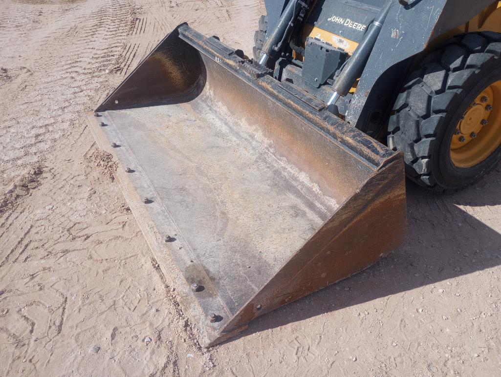 John Deere 318G Skid Steer Loader