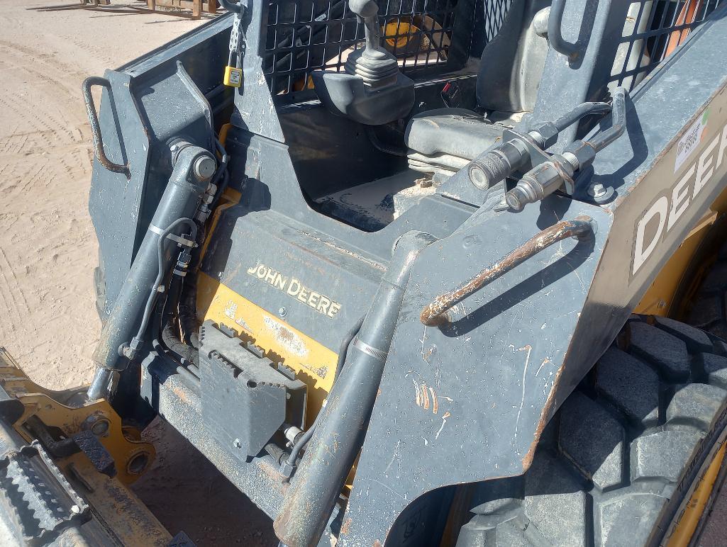 John Deere 318G Skid Steer Loader