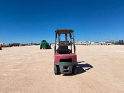 Nissan 14 Forklift