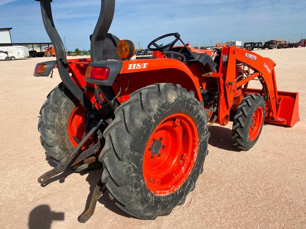 Kubota L2501 Tractor