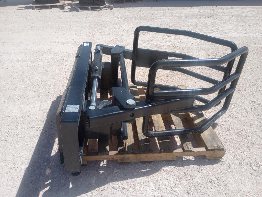 Unused Distributions S-RBG170 Hydraulic Bale Grapple (Skid Steer Attachment)