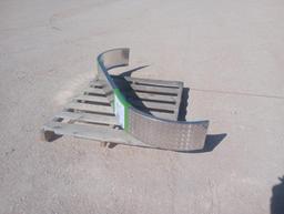 (1) Set Unused Trailer Fenders