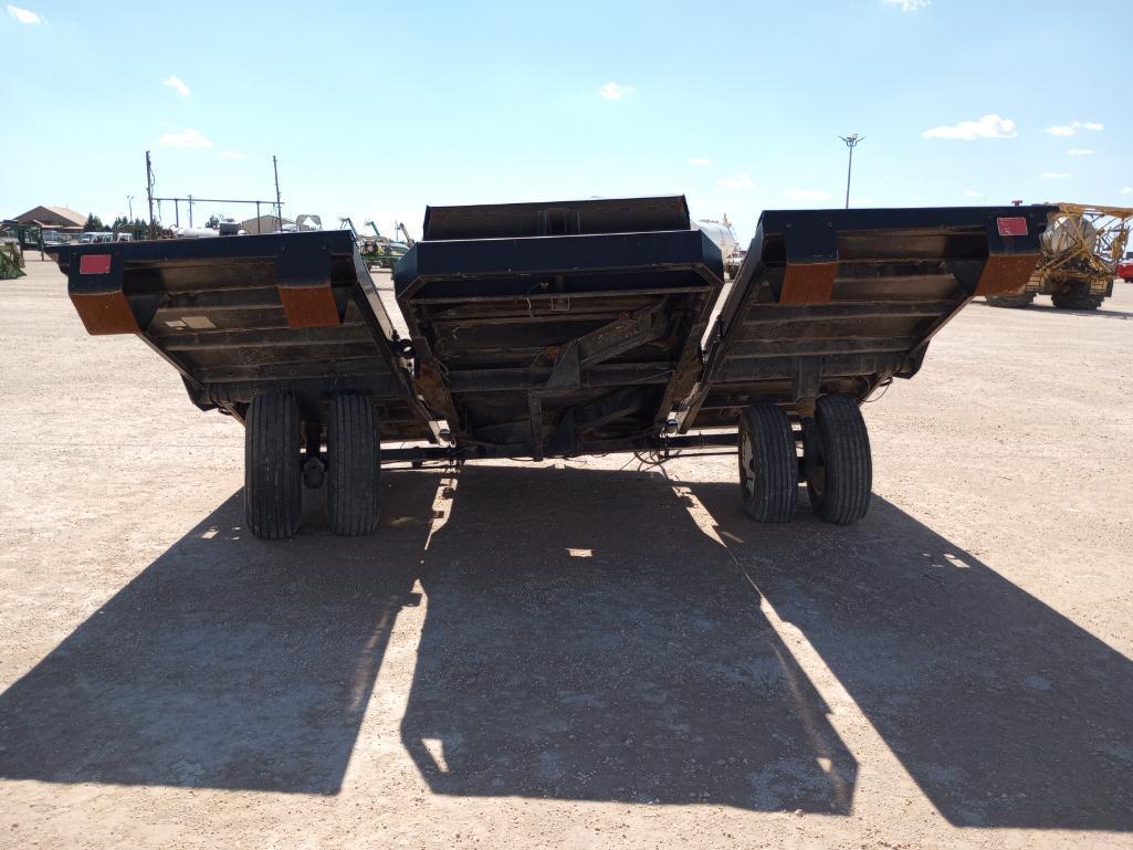 AGCO BA4 Bale Accumulator