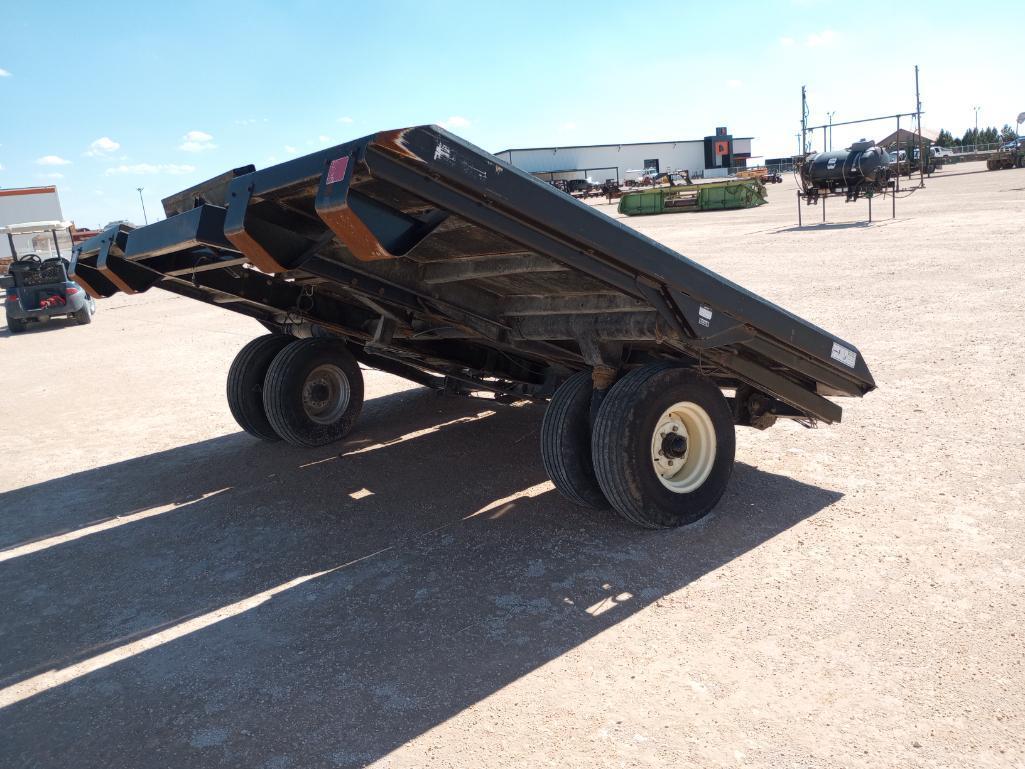 AGCO BA4 Bale Accumulator