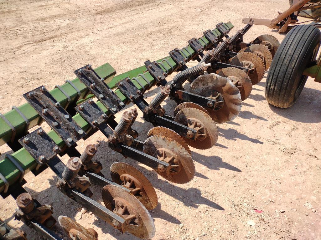 20Ft Great Plains Solid Stand