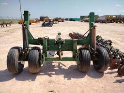 20Ft Great Plains Solid Stand