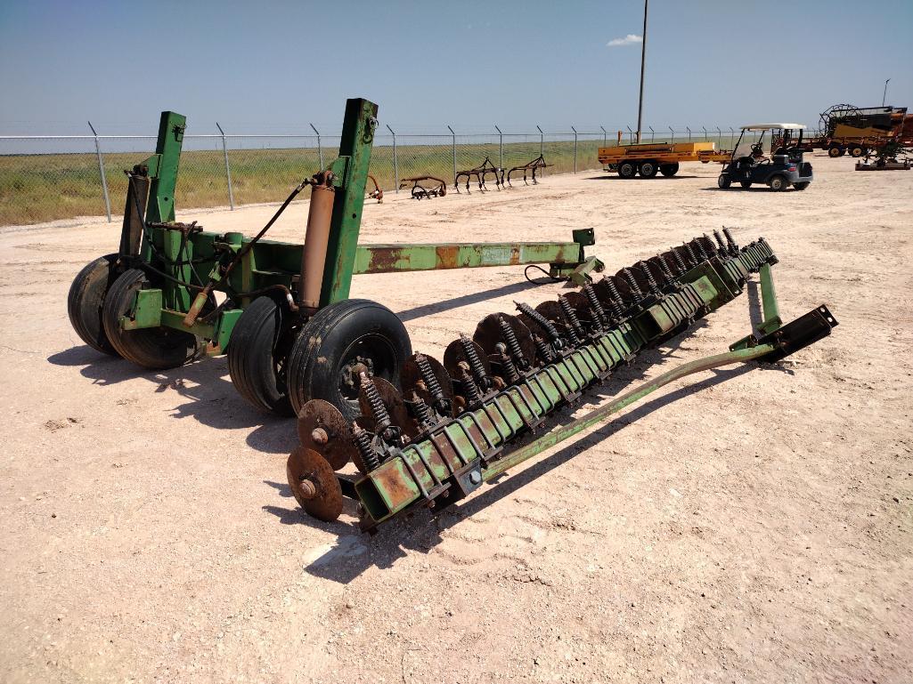 20Ft Great Plains Solid Stand