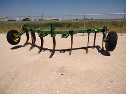 John Deere E0900 7 Shank Ripper