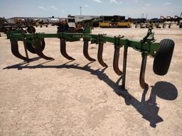 John Deere E0900 7 Shank Ripper