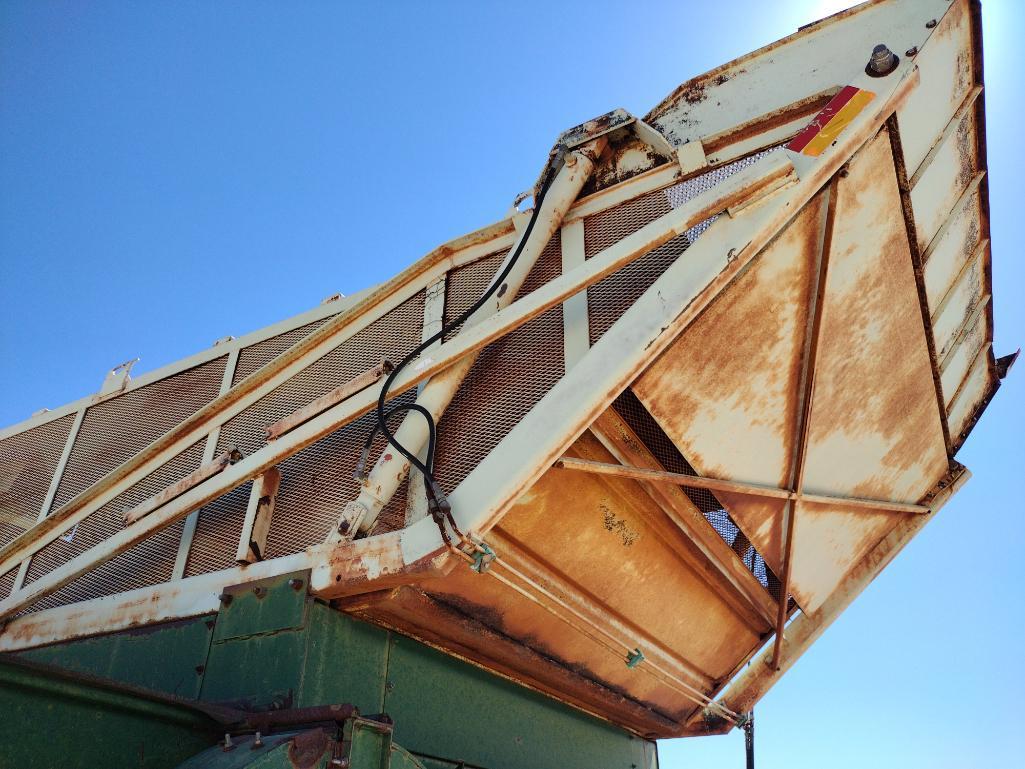 KMC Peanut Combine