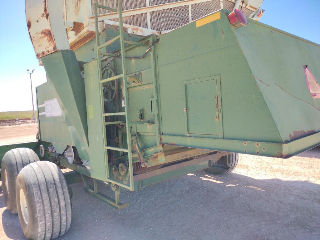 KMC Peanut Combine