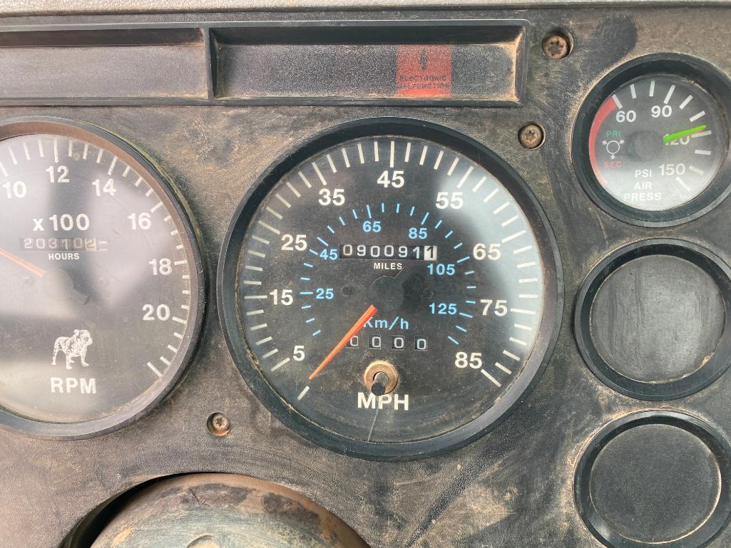 1999 Mack CH613 Truck Tractor
