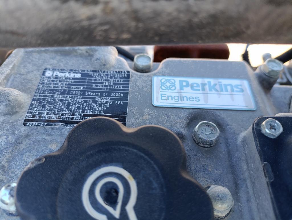 3 Cyl Perkins Diesel Engine w/Generator