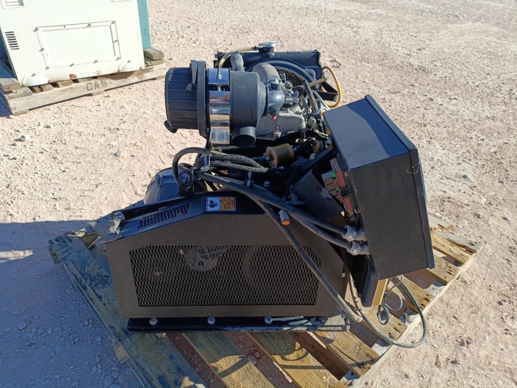 3 Cyl Perkins Diesel Engine w/Generator