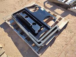 Unused 36'' Mini Universal Fork Frame V2 w/42'' Forks