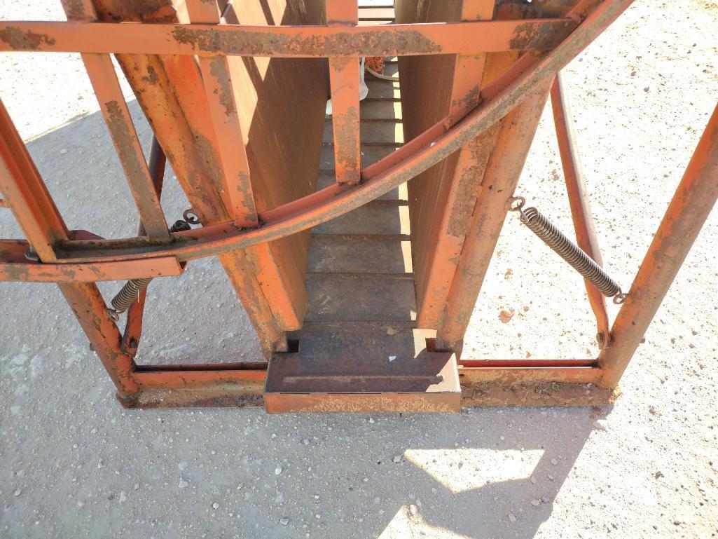 TECO 66L Portable Squeeze Chute