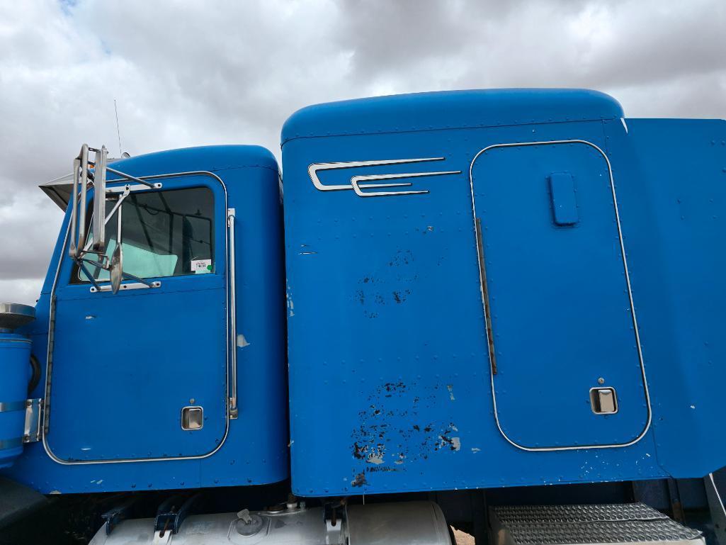 1992 Peterbilt 377 Truck Tractor