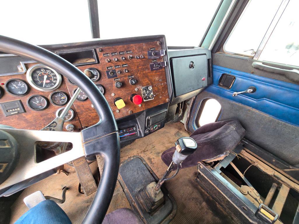 1992 Peterbilt 377 Truck Tractor